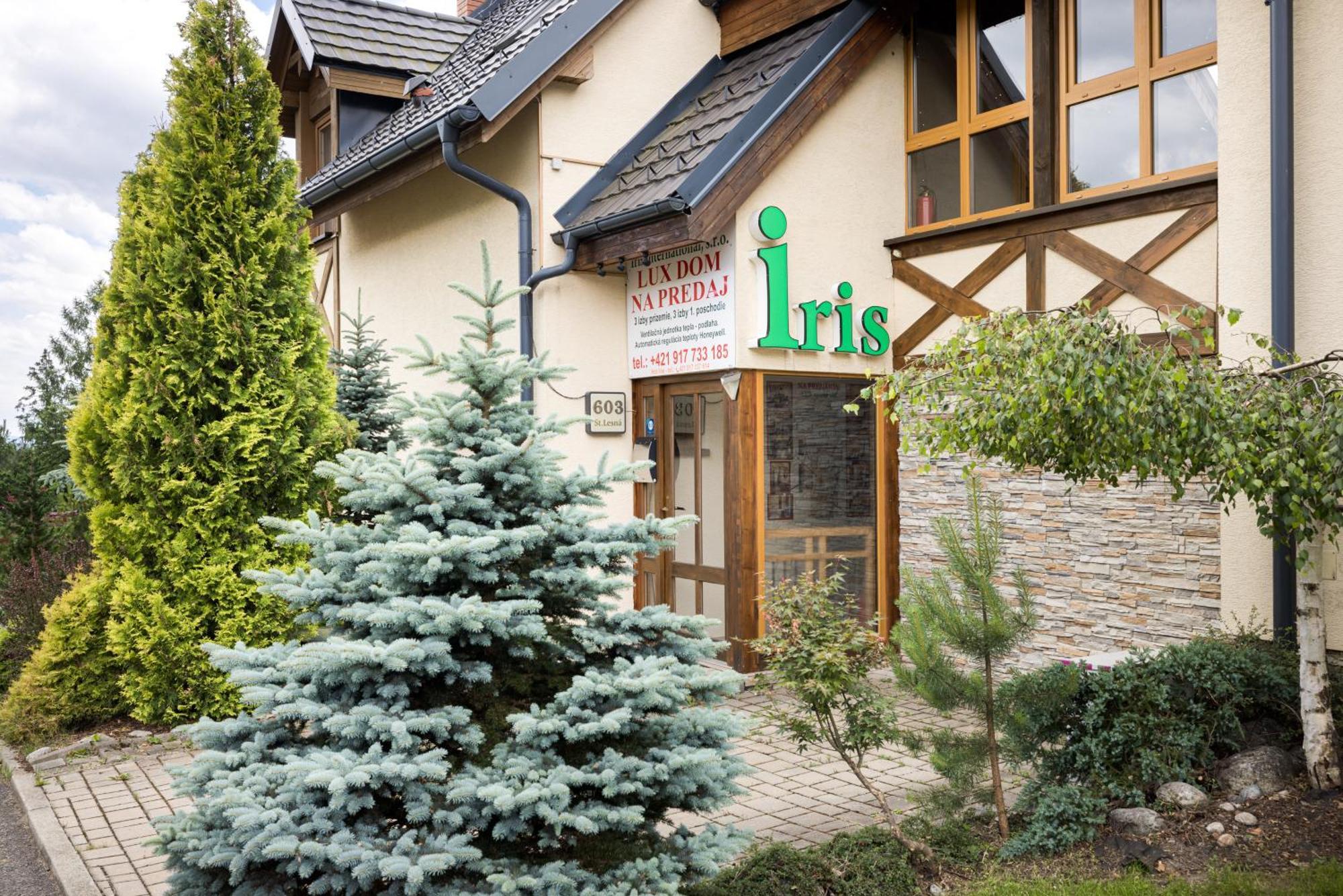 Apartments Iris Stara Lesna Exterior foto