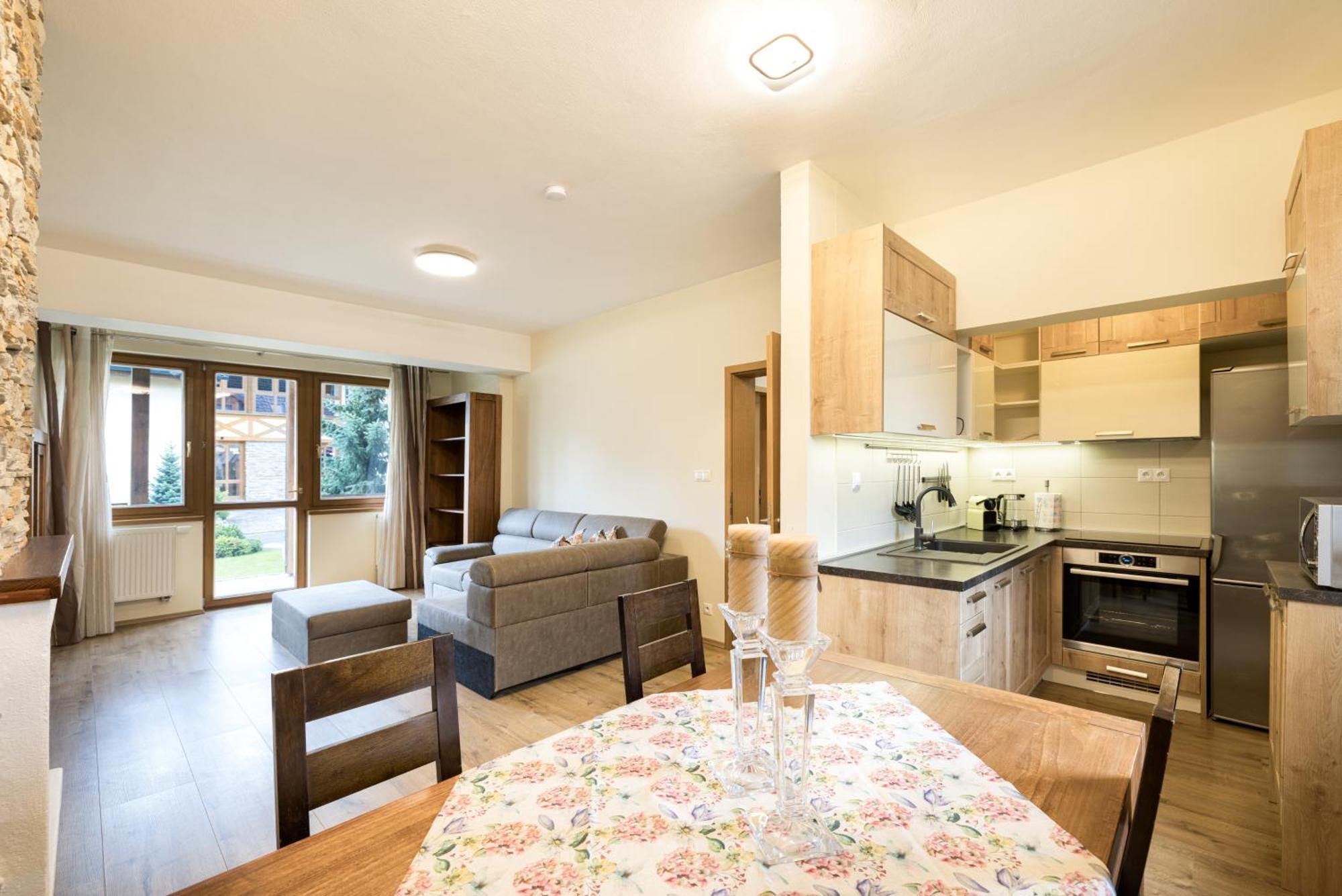 Apartments Iris Stara Lesna Exterior foto